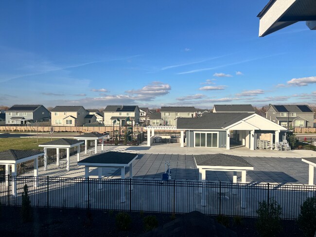 Building Photo - 4112 W Cirrus Ln