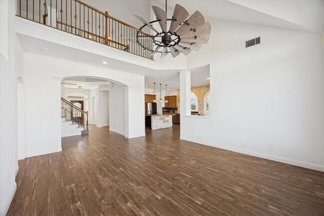 Building Photo - 100 Cross Trail