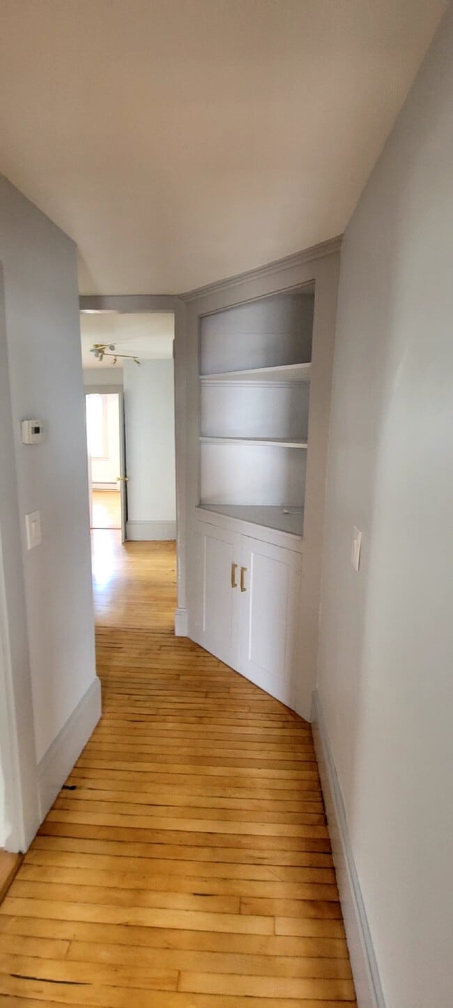Building Photo - 30 Ingalls Terrace