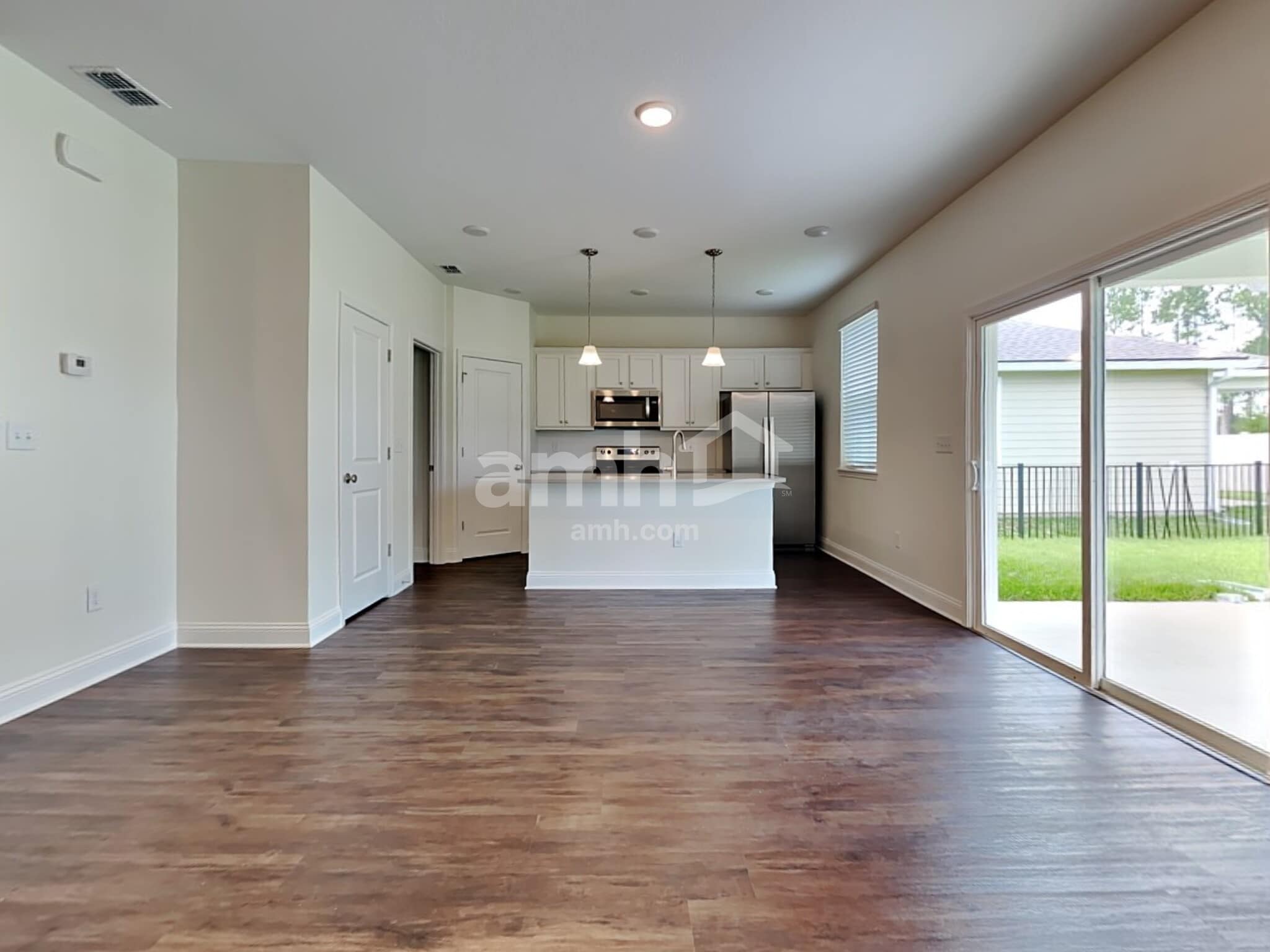 Building Photo - 559 Onate Cir