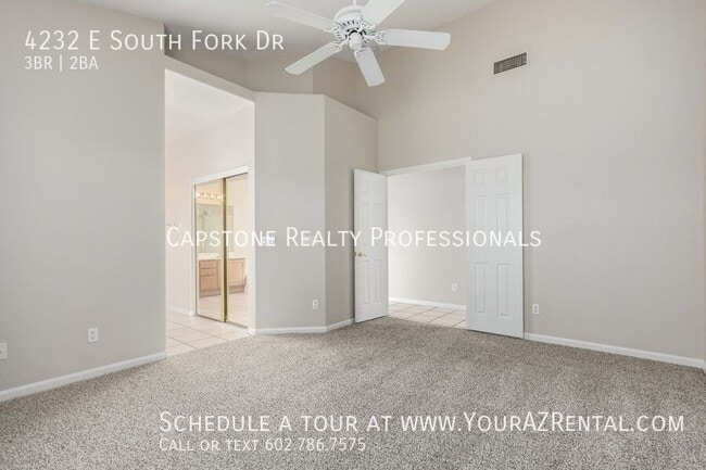 Building Photo - 4232 E South Fork Dr