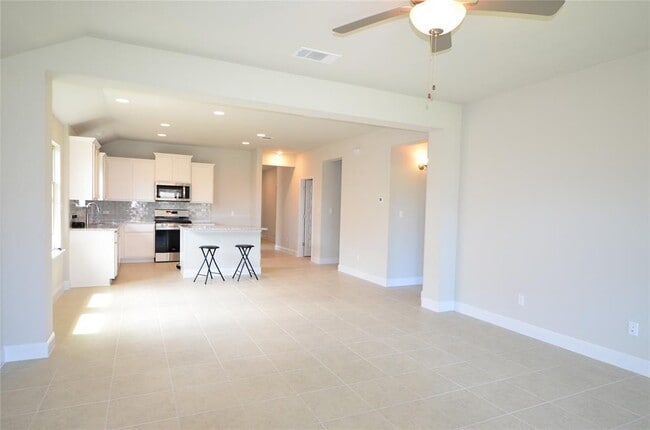 Building Photo - 3477 Pauling Loop