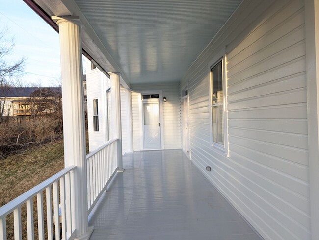 Building Photo - Beautifully Restored Home in Clarke County