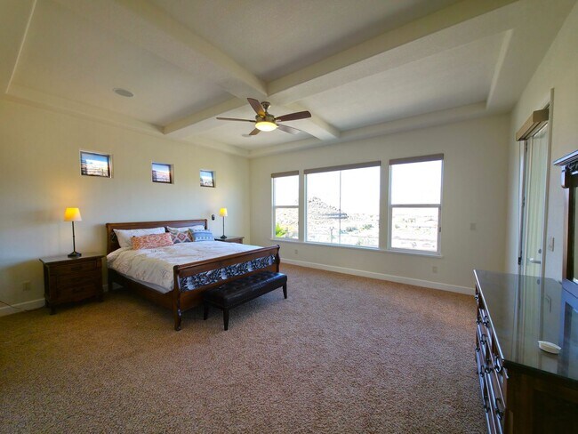 Building Photo - All-Inclusive Executive Luxury in Somerset...