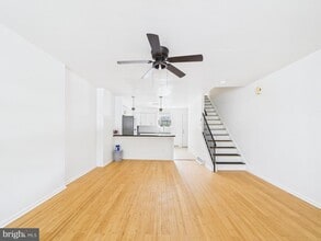 Building Photo - 3830 Fairmount Ave