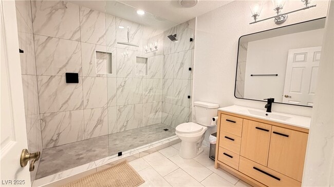 Building Photo - 1819 S Beverly Way