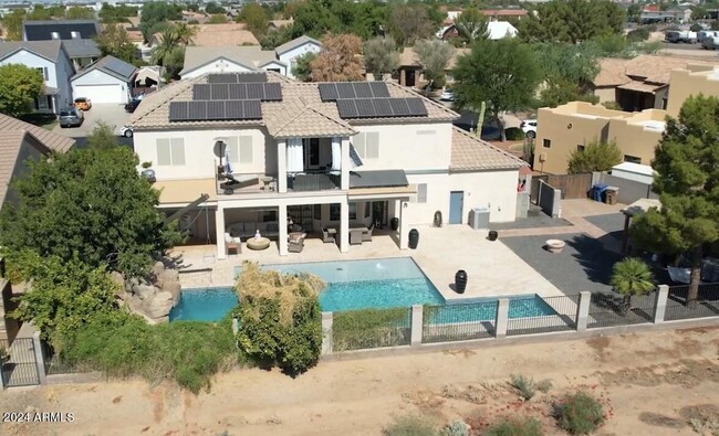 Building Photo - 20475 E Palomino Dr