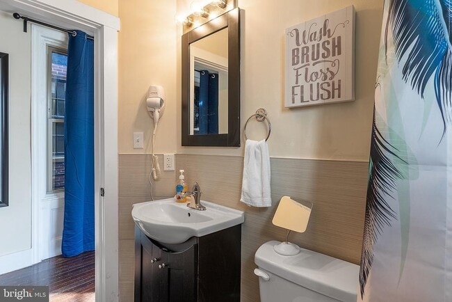 Building Photo - 1836 Delancey St