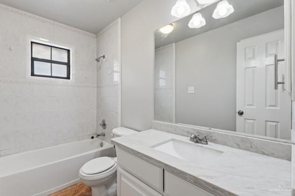 Building Photo - 18 Santa Lucia Dr