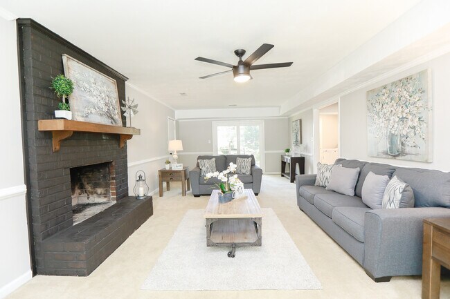 Building Photo - 3 Springmeadow Ct