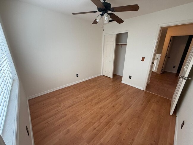 Building Photo - 3012 E Hermosa Vista Dr