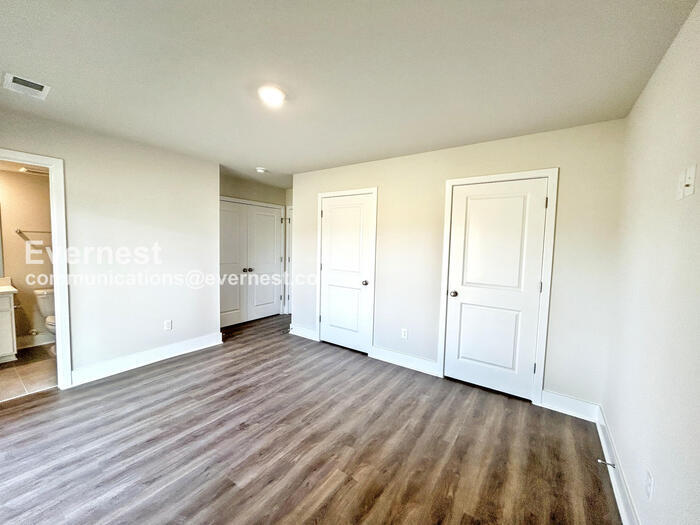 Building Photo - 191 Sioux Lp