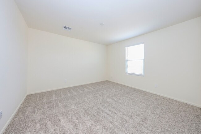 Building Photo - 7867 S Walnutview Dr