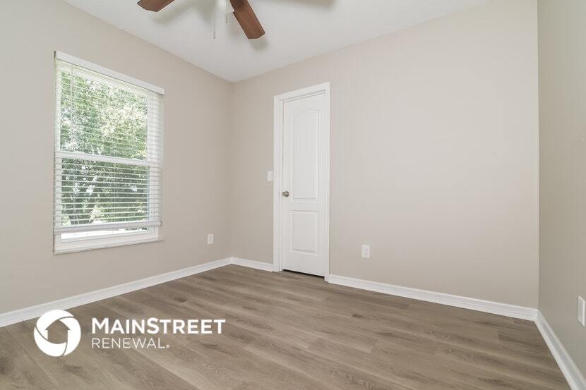 Building Photo - 10612 Cedar Forest Cir