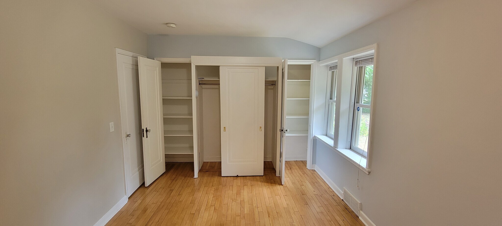 Building Photo - 19101 Delton Ave