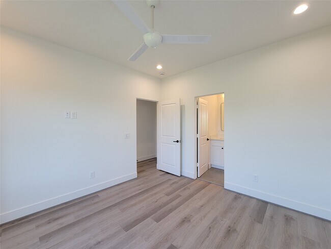 Building Photo - 7705 Earl Rudder Wy