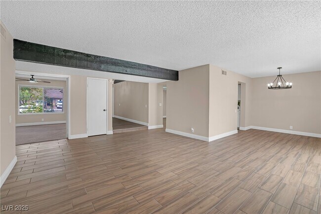 Building Photo - 4431 El Campana Way