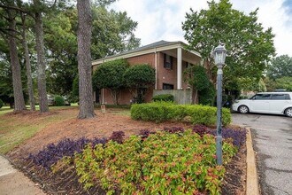Building Photo - 5696 Quince Rd
