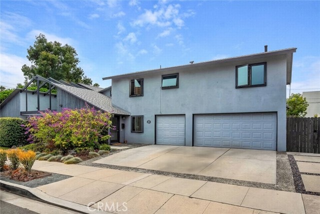 Building Photo - 727 S Elvira Ave
