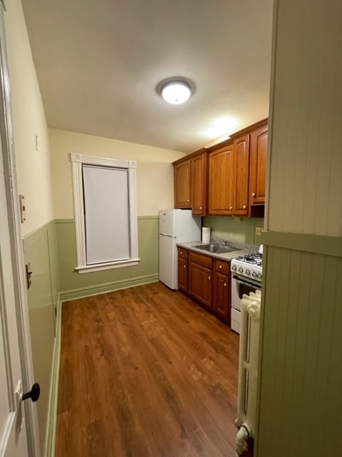 Kitchen - 1140 Ontario St