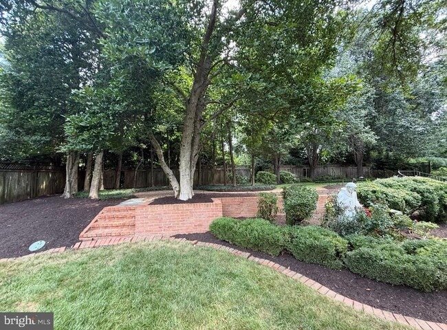 Building Photo - 1197 Meadow Green Ln