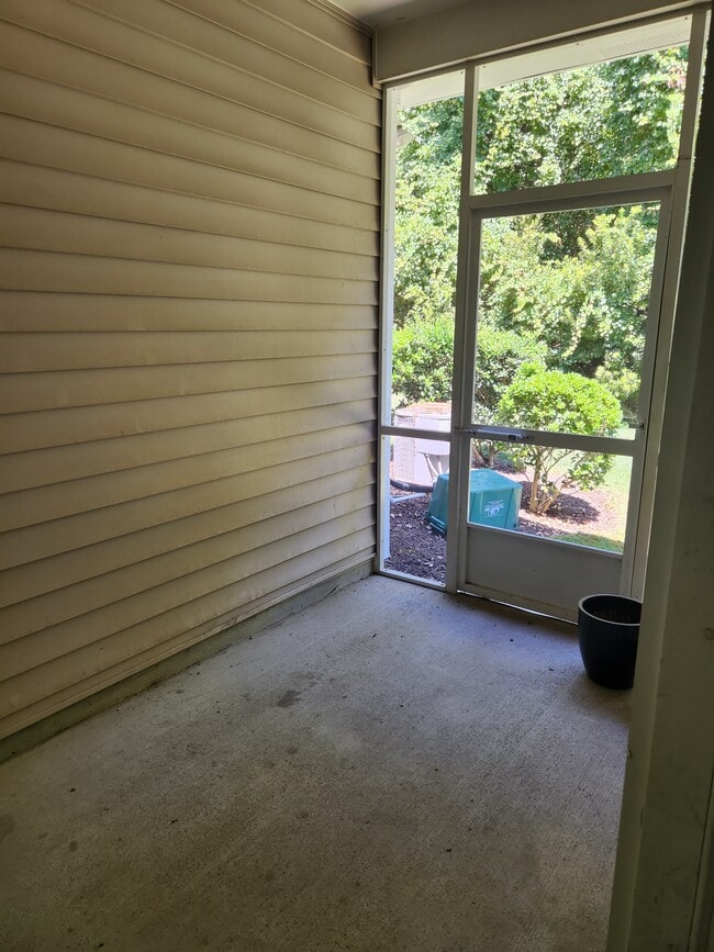 Building Photo - 7224 Terregles Dr