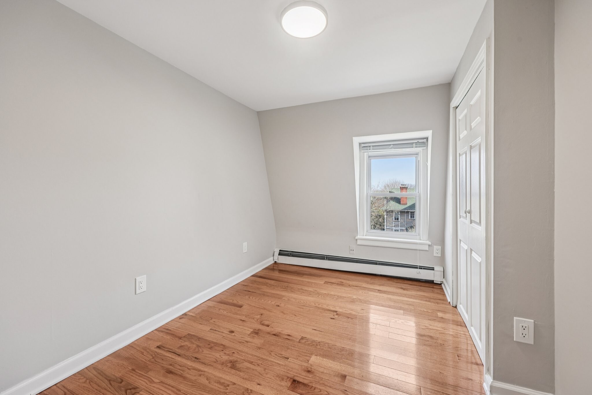 Building Photo - 144 Union St