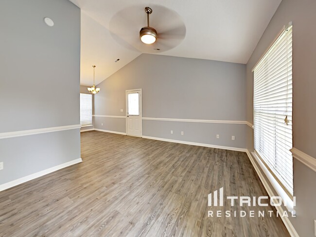 Building Photo - 110 Coventry Dr