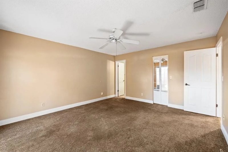 Building Photo - 2229 Nova Village Dr