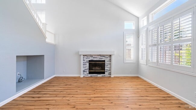 Building Photo - 7351 15th Hole Dr