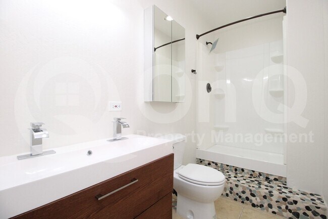 Building Photo - 4270 N 180th Ln