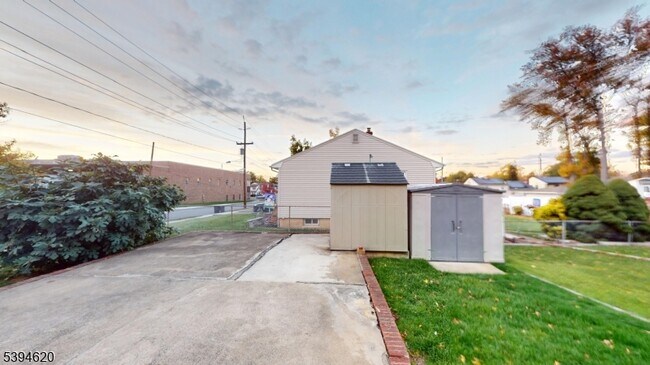 Building Photo - 750 Lafayette Ave