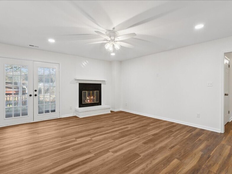 Building Photo - 112 Winder Rd