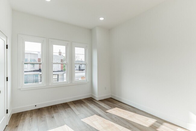 Building Photo - 1836 S 24th St