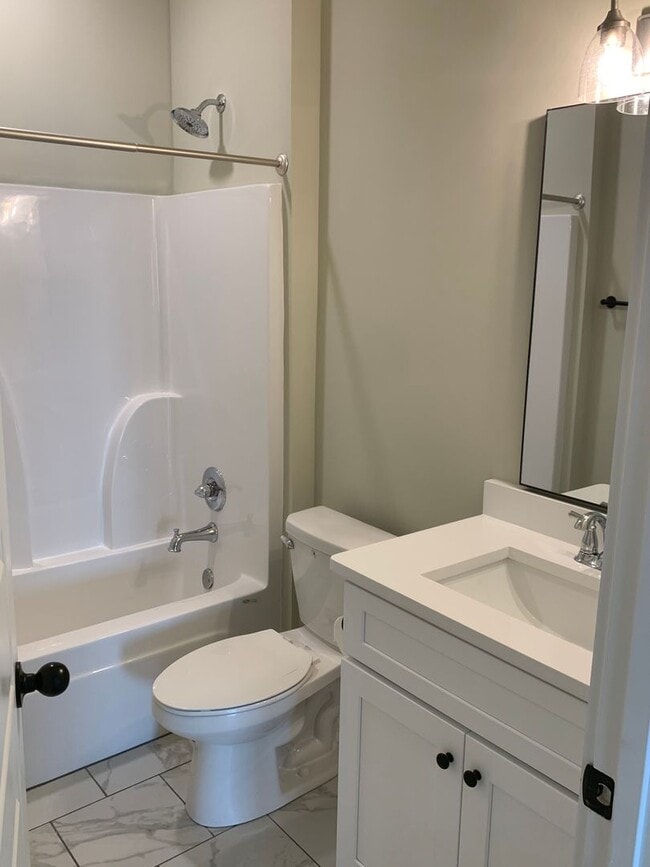 Building Photo - Piper Glenn Subdivision