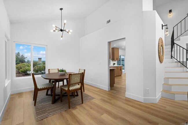 Building Photo - Furnished Oceanside Home - 3 Bedroom 2-1/2 Bathroom - Renovated