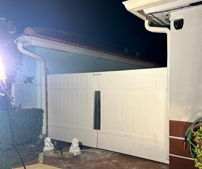 Building Photo - 14026 SW 151st Ct