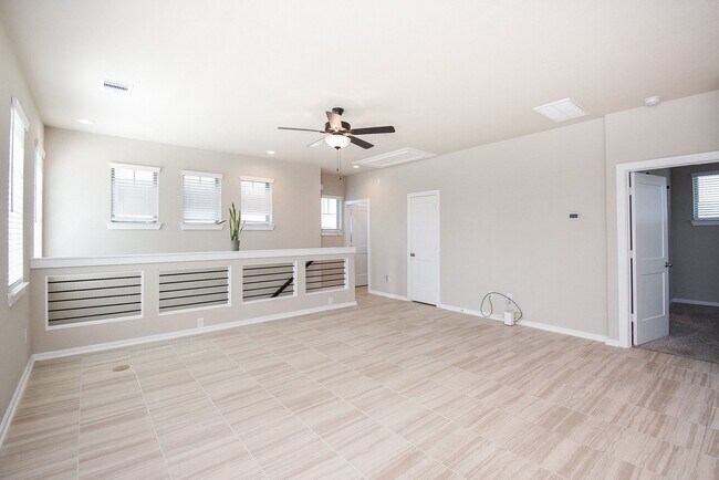 Building Photo - 7643 Green Bulrush Wy