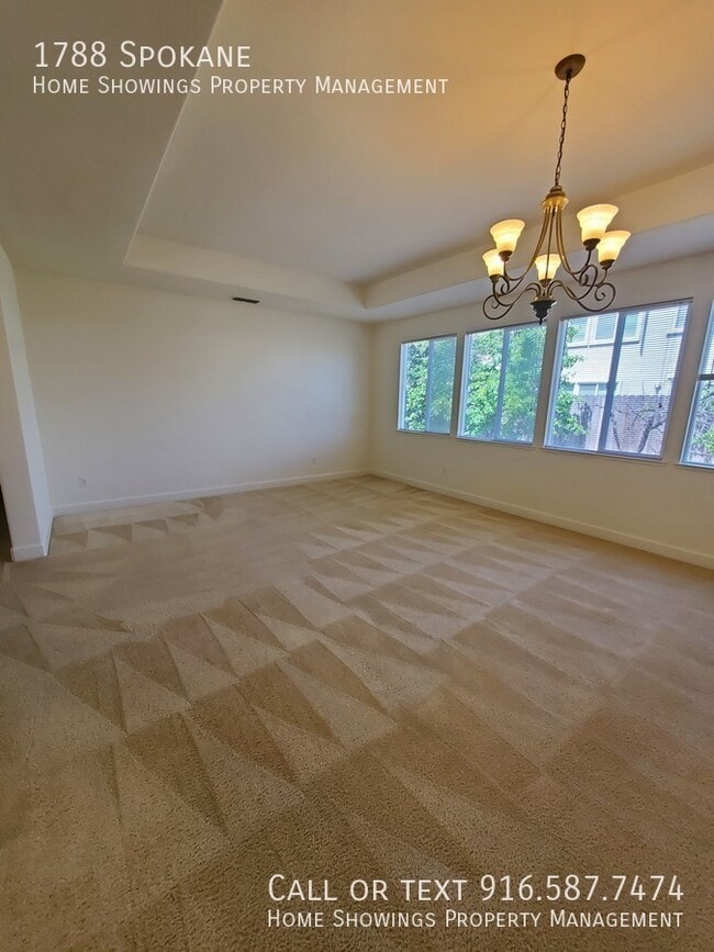 Building Photo - 1788 Spokane-