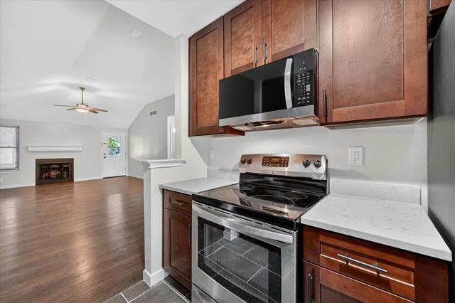 Building Photo - 1419 Woodfern Dr