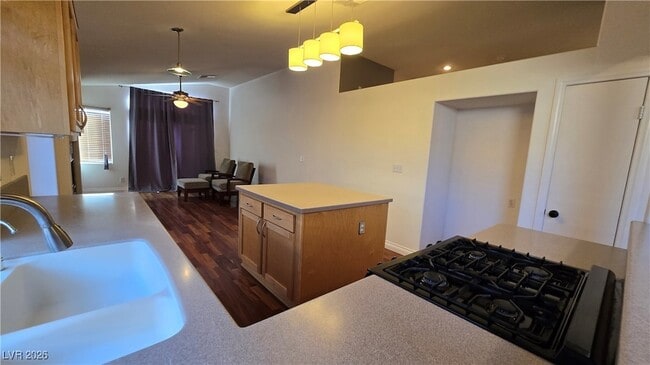 Building Photo - 10809 Armitage Ave