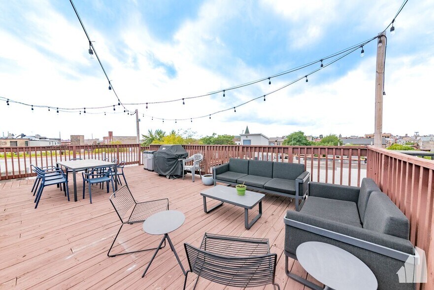 Building Photo - 1822 S Bishop St