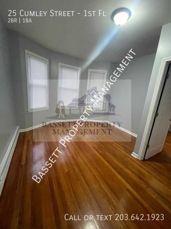 Building Photo - 25 Cumley St