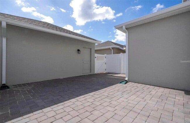 Building Photo - 13890 Title Wy