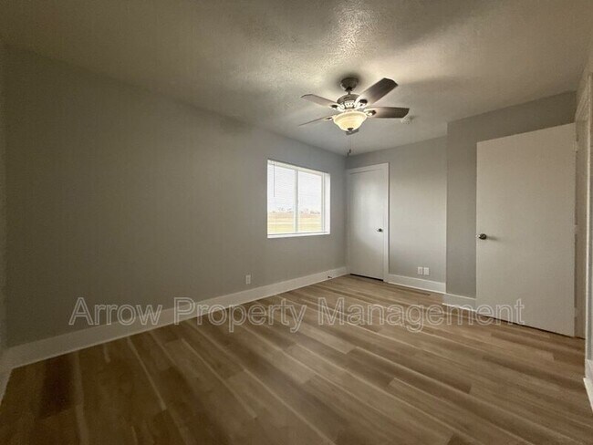 Building Photo - 940 27th St