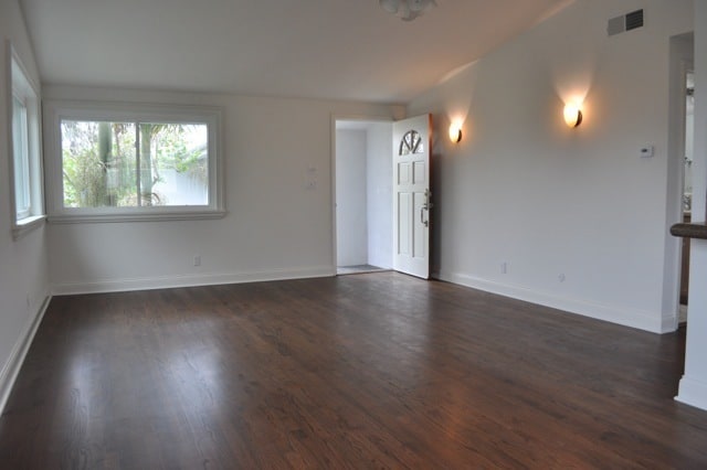 Building Photo - 2 Bedroom Condo “Del Mar” @ La Playa Del Mar