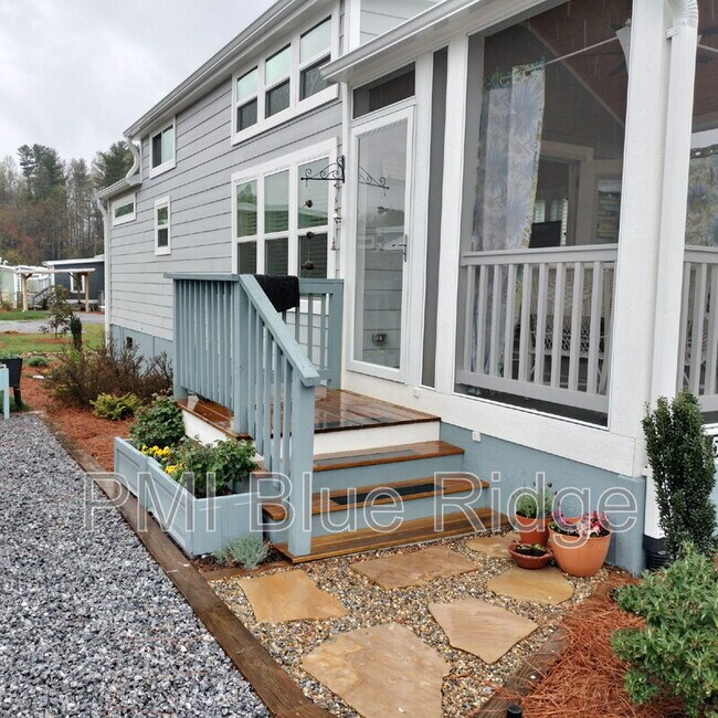 Building Photo - 57 Breezy Mdw Ln