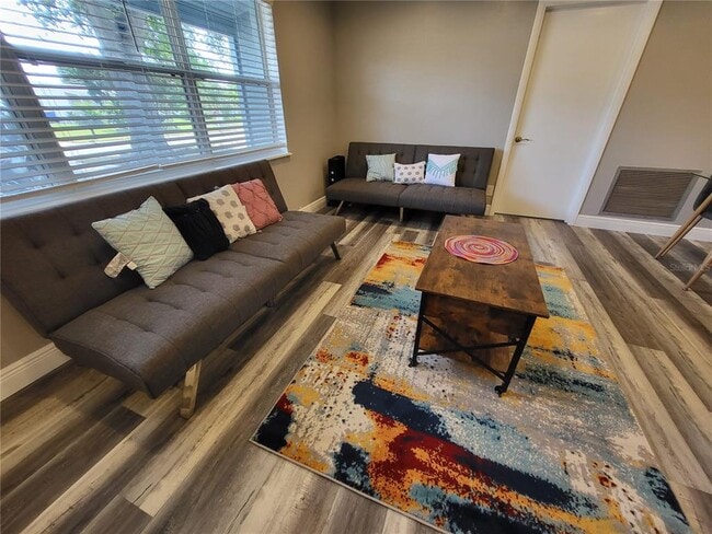 Building Photo - 5624 Lime Way