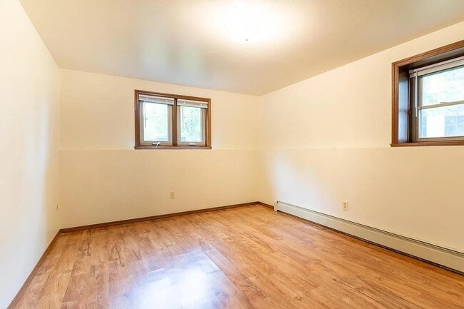 Building Photo - 1701 Saint Agnes Dr