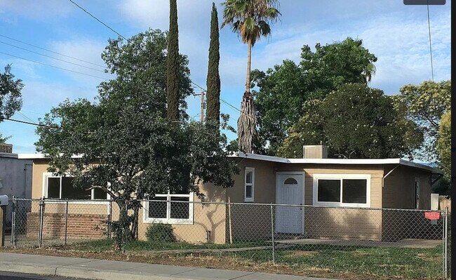 Primary Photo - 5427 Walmer Rd
